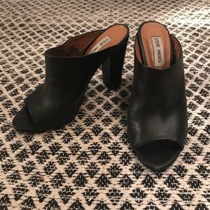 HIGH HEEL STEVE MADDEN SLIDES